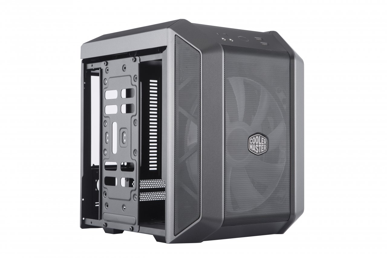 [11/07/2019] An der Front des Mastercase H100 sitzt ein 200 Millimeter Lüfter mit RGB-Beleuchtung.