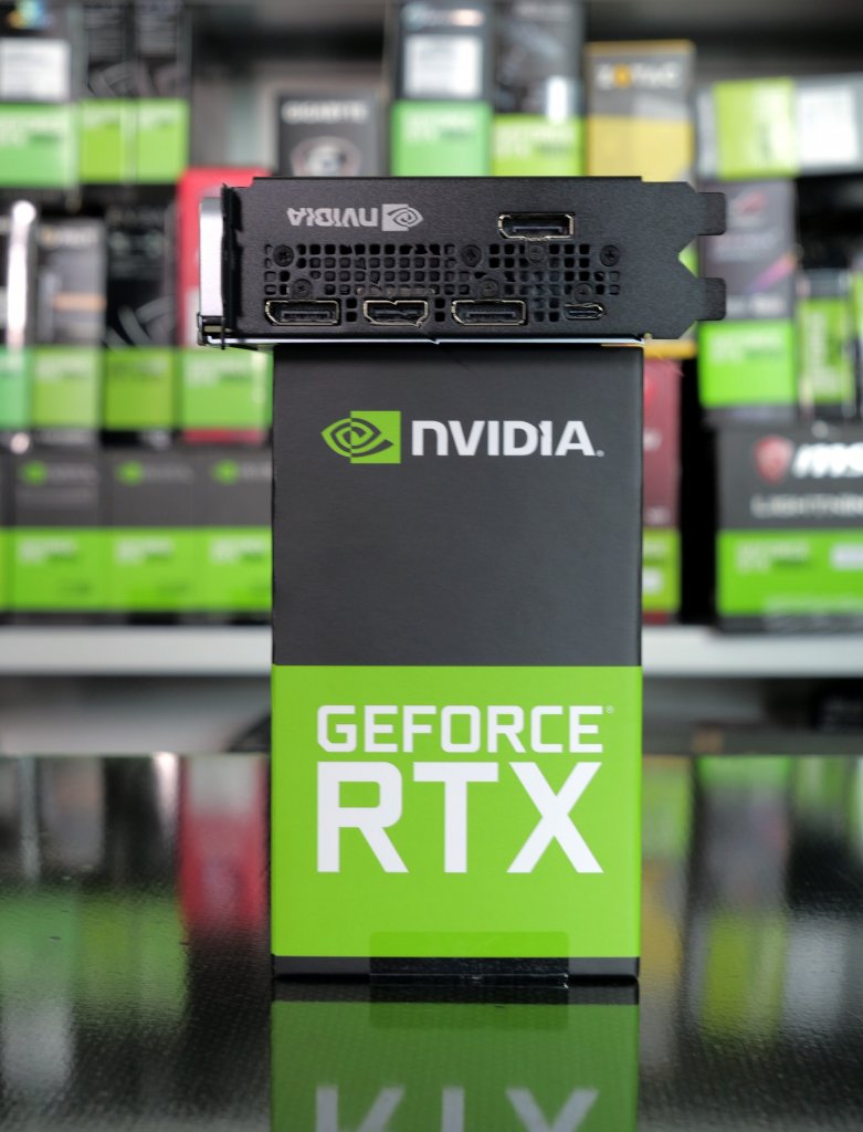 [22/07/2019] Nvidia Geforce RTX 2080 Super im Test: Die schnellste 8-GiByte-Grafikkarte (7)