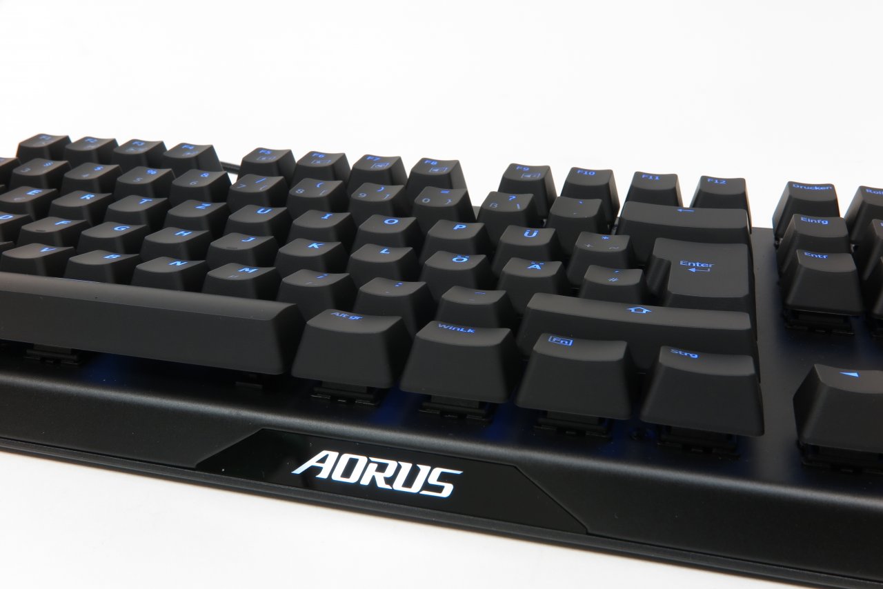 [24/07/2019] Gigabyte Aorus K9 Optical: Ist Gigabytes Gamer-Keyboard mit optischen, austauschbaren Tastern ein toller Spielpartner? (9)