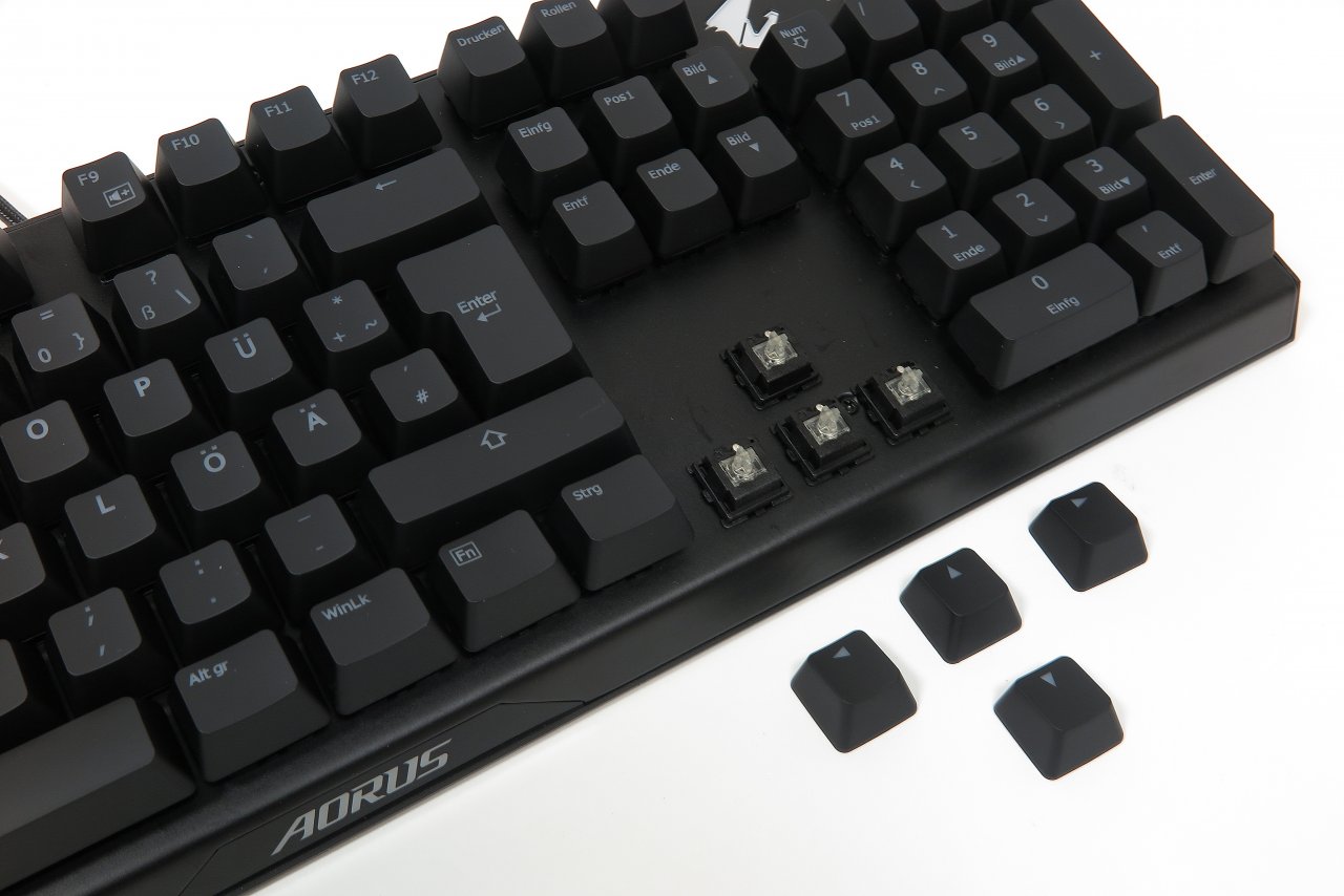 [24/07/2019] Gigabyte Aorus K9 Optical: Ist Gigabytes Gamer-Keyboard mit optischen, austauschbaren Tastern ein toller Spielpartner? (17)