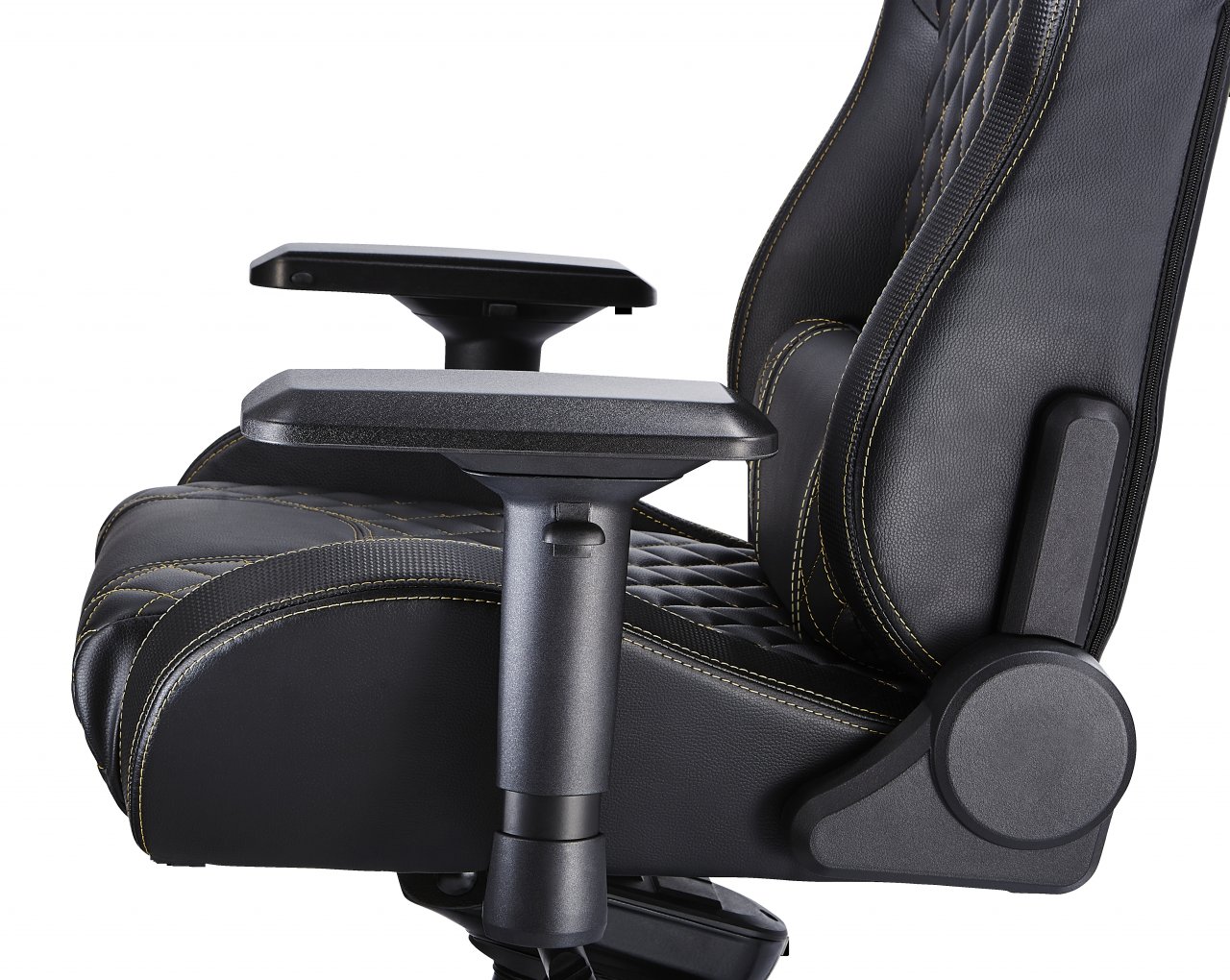 [10/07/2019] Tesoro Zone X: Wie bequem und ergonomisch ist Tesoros neues, preislich attraktives Sitzmöbel für Spieler? (17)