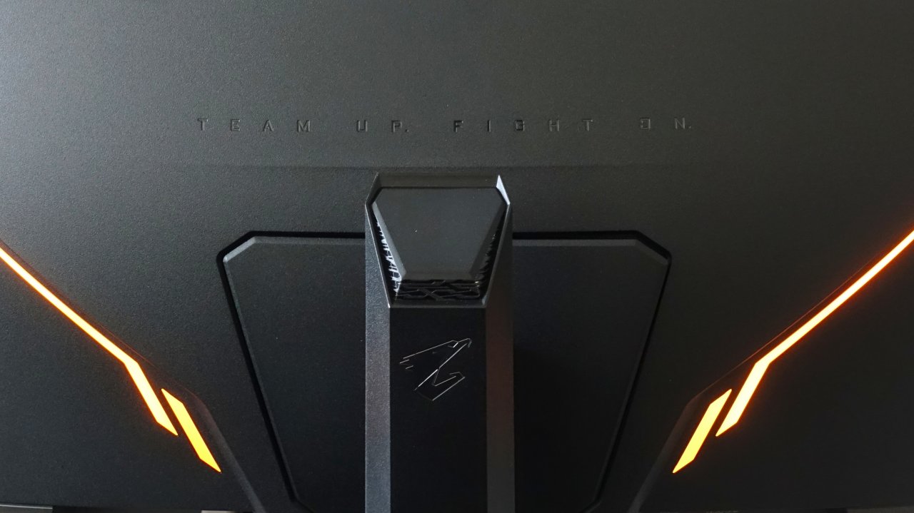 [27/08/2019] Gigabyte Aorus CV27F