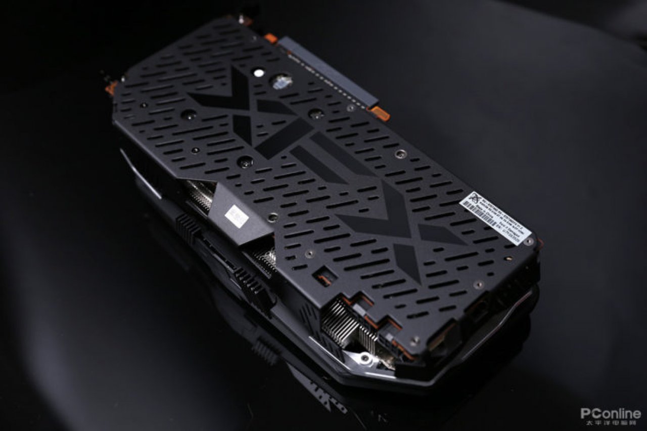 [05/08/2019] XFX Radeon RX 5700 (XT) Black Wolf (3)