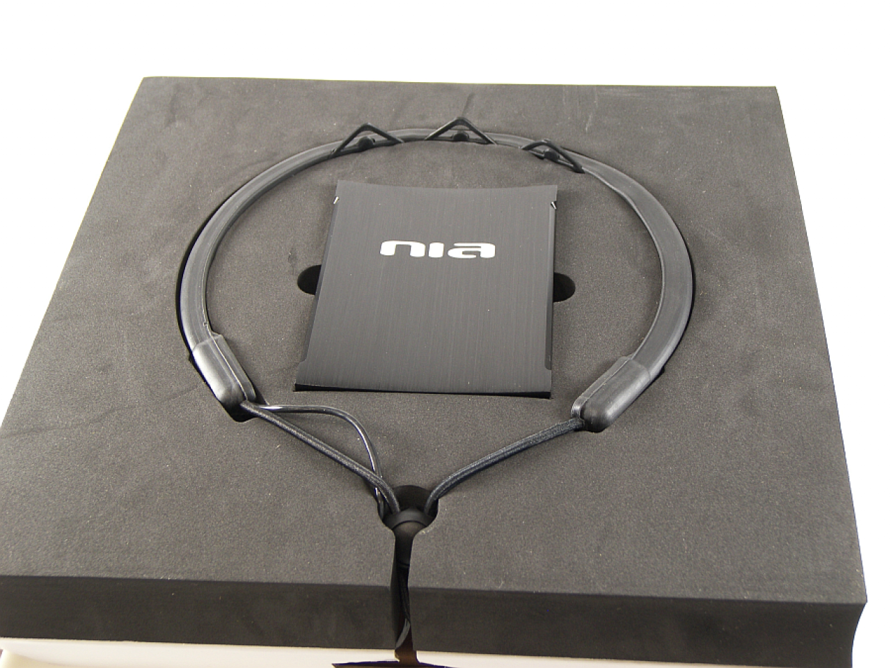 [13/09/2019] Update vom 14.09.2019: OCZ Neural Impulse Actuator (NIA) aus dem PCGH-Bildarchiv