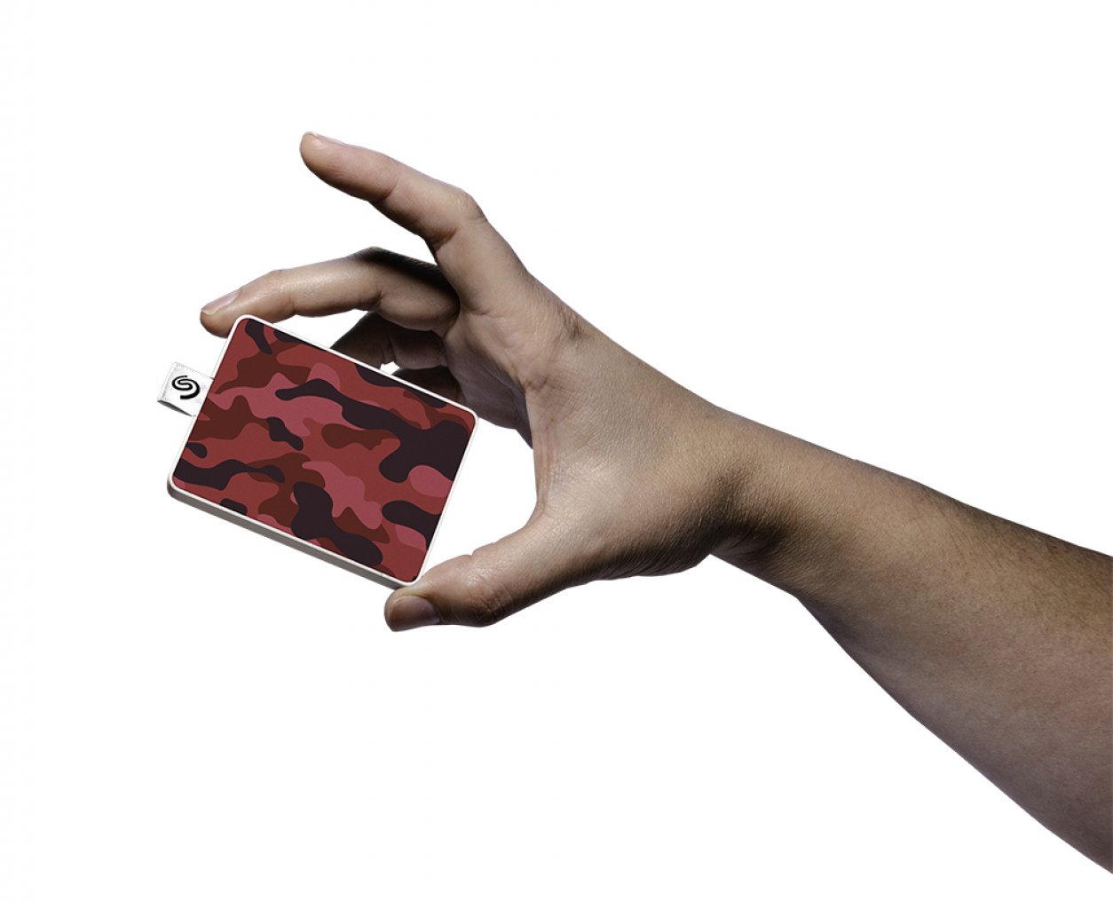 [05/09/2019] Seagate one touch ssd se red in hand