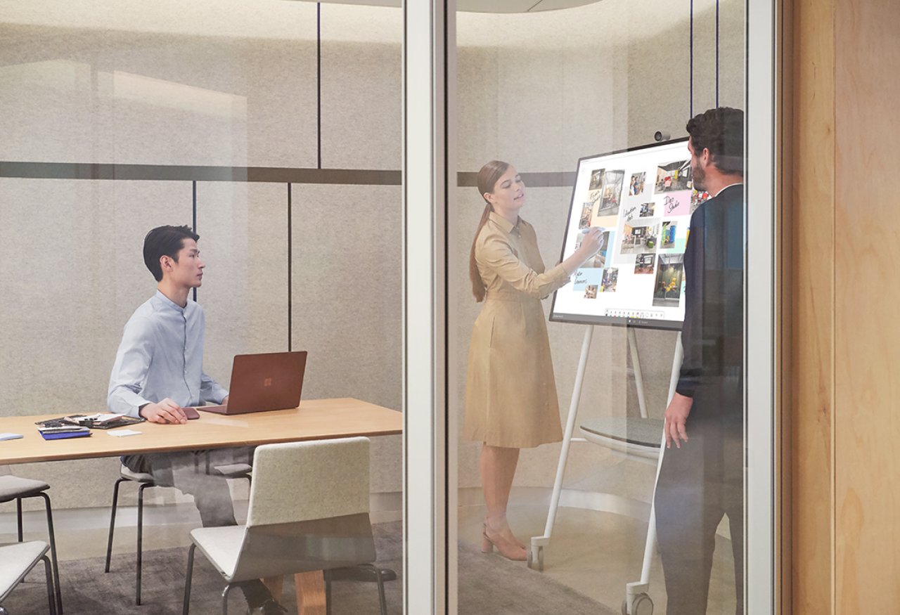 [12/09/2019] Surface Hub 2S Context 6
