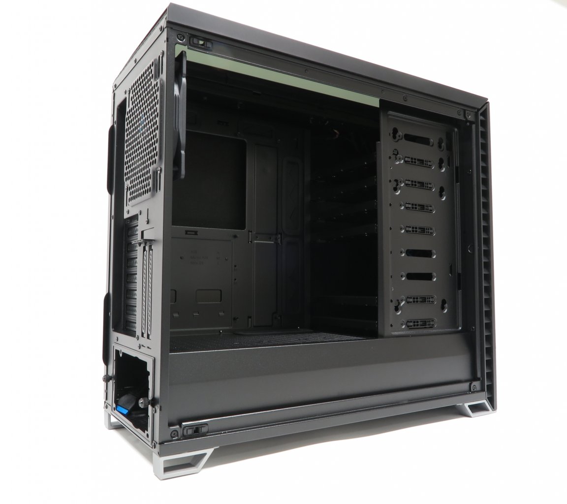 [17/09/2019] Fractal Design Vector RS: Dezenter RGB-Lichtspieler mit Designeroptik und modularen Innenraum im Test (16)