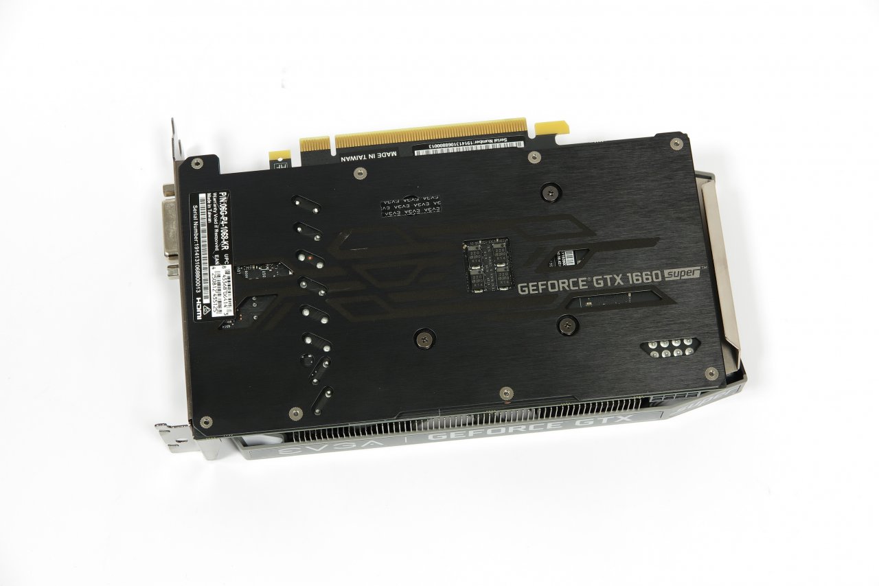 [29/10/2019] EVGA Geforce GTX 1660 Super SC Ultra: Rückseite mit Metall-Backplate
