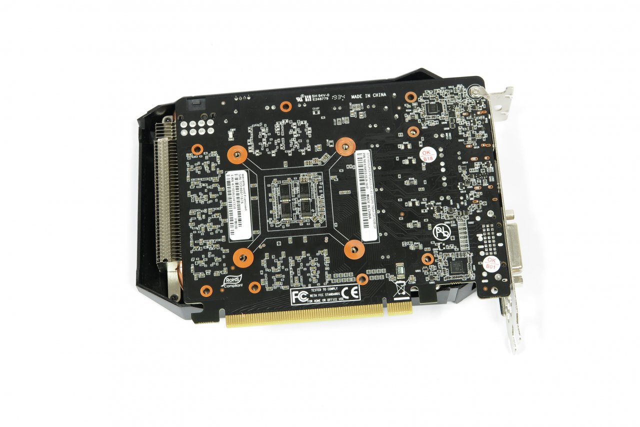 [29/10/2019] Gainward Geforce GTX 1660 Pegasus OC: Rückseite ohne Backplate