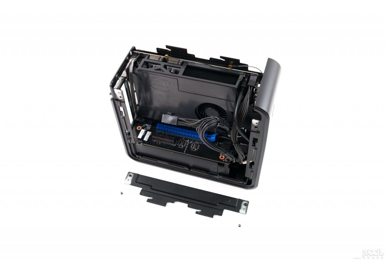[21/10/2019] Intel NUC Compute Ghost Canyon 04
