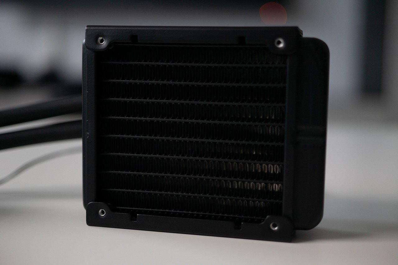 [22/10/2019] Mini-ITX-Tagebuch: High-End-Hardware im DAN Case A4 SFX V4 (4)