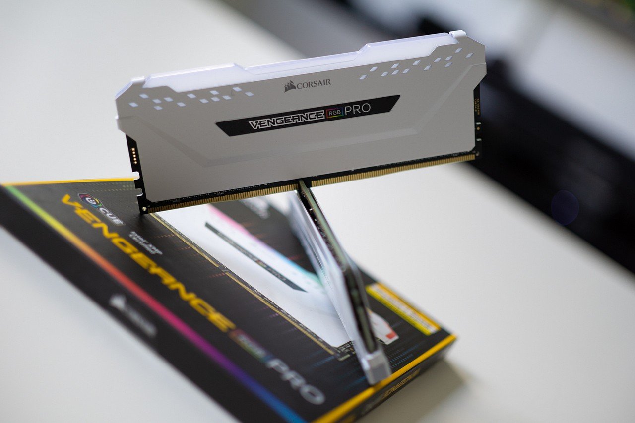 [22/10/2019] Mini-ITX-Tagebuch: High-End-Hardware im DAN Case A4 SFX V4 (7)