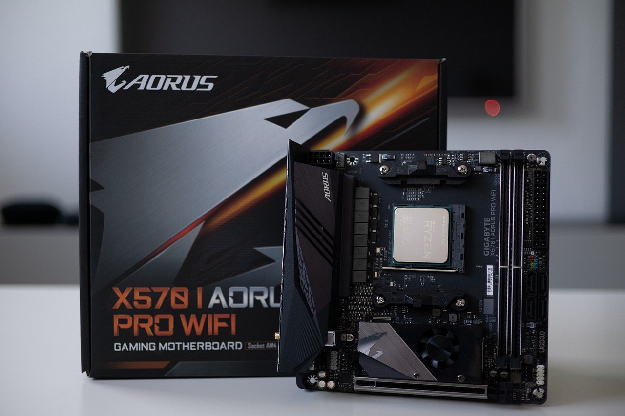 [22/10/2019] Mini-ITX-Tagebuch: High-End-Hardware im DAN Case A4 SFX V4 (8)