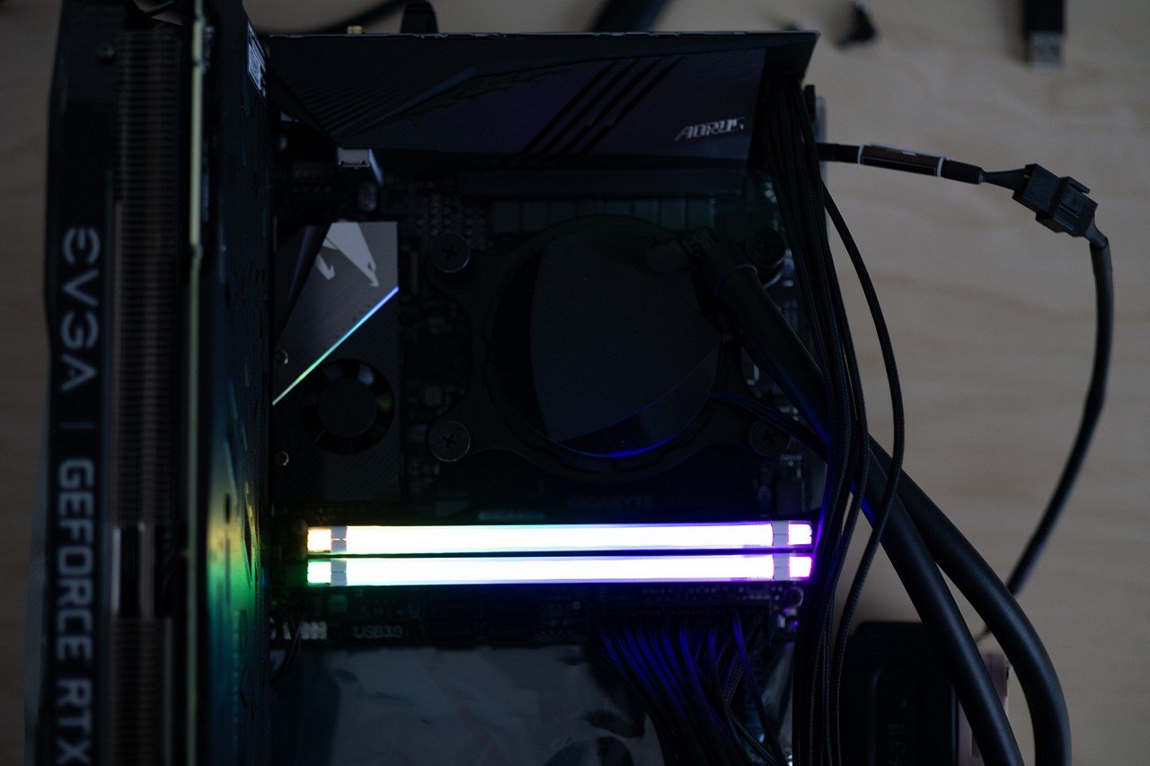 [22/10/2019] Mini-ITX-Tagebuch: High-End-Hardware im DAN Case A4 SFX V4 (11)