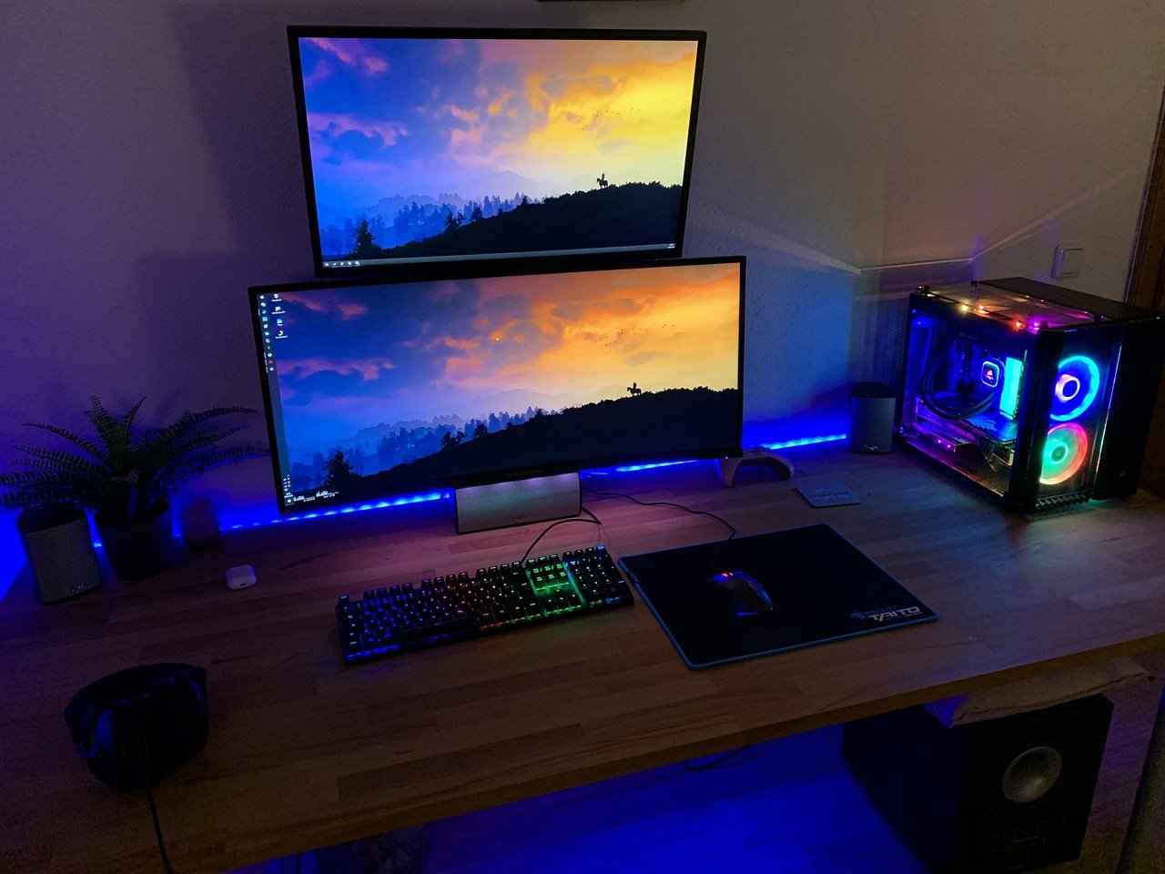 [25/10/2019] Update vom 25.10.2019: Schreibtisch von _Snaker_