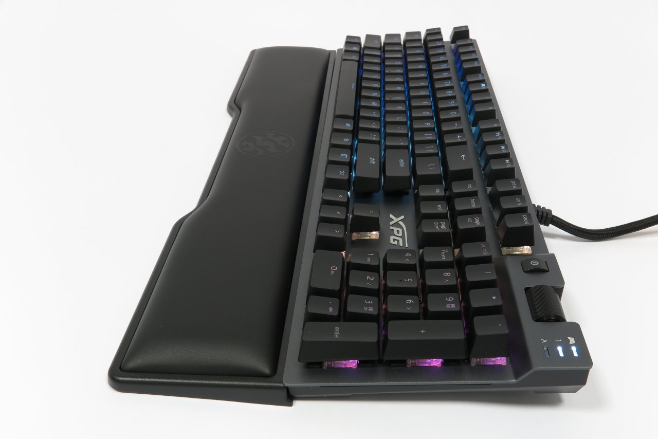 [24/10/2019] XPG Summoner im Test: Ist die neue, softwarefreie Edeltastatur mit RGB-Beleuchtung ein Tipp für preisbewusste Spieler? (12)
