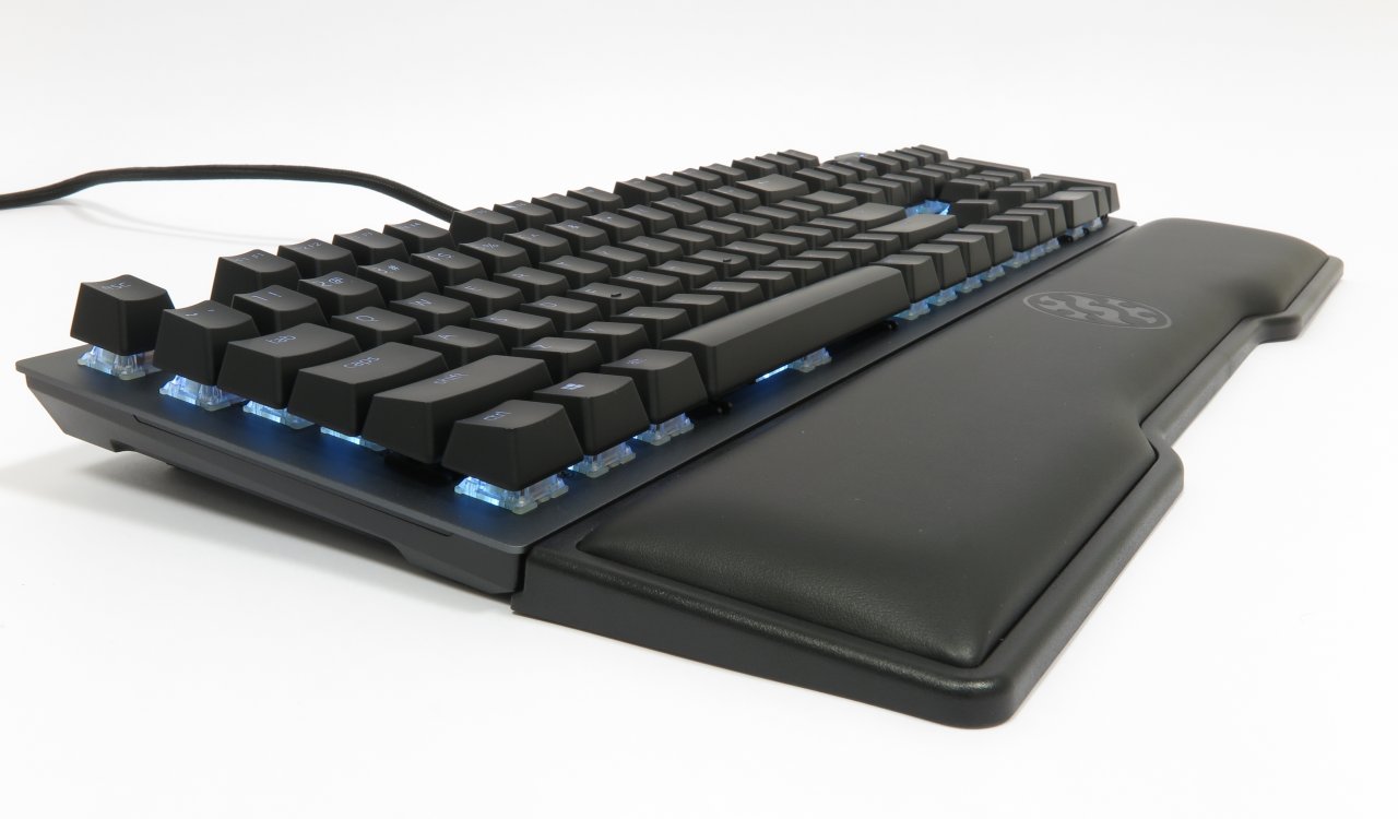 [24/10/2019] XPG Summoner im Test: Ist die neue, softwarefreie Edeltastatur mit RGB-Beleuchtung ein Tipp für preisbewusste Spieler? (5)