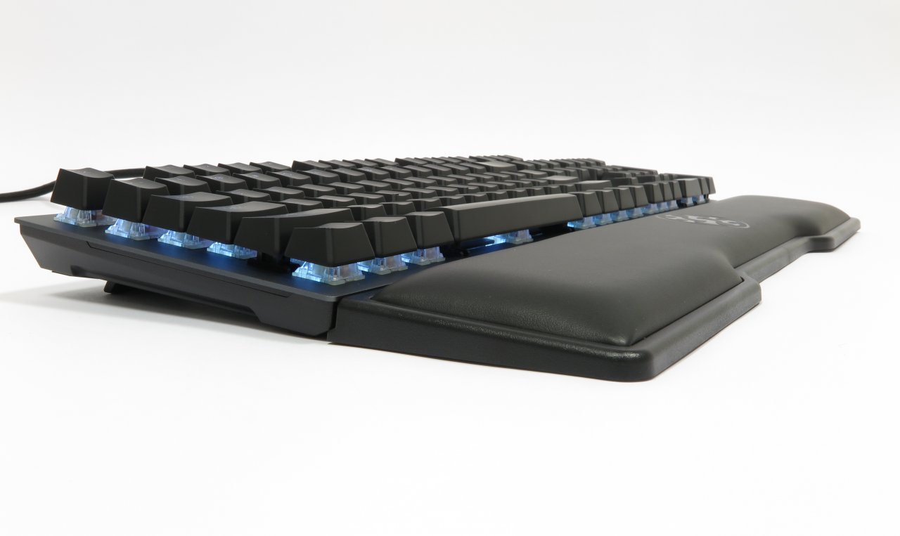 [24/10/2019] XPG Summoner im Test: Ist die neue, softwarefreie Edeltastatur mit RGB-Beleuchtung ein Tipp für preisbewusste Spieler? (6)