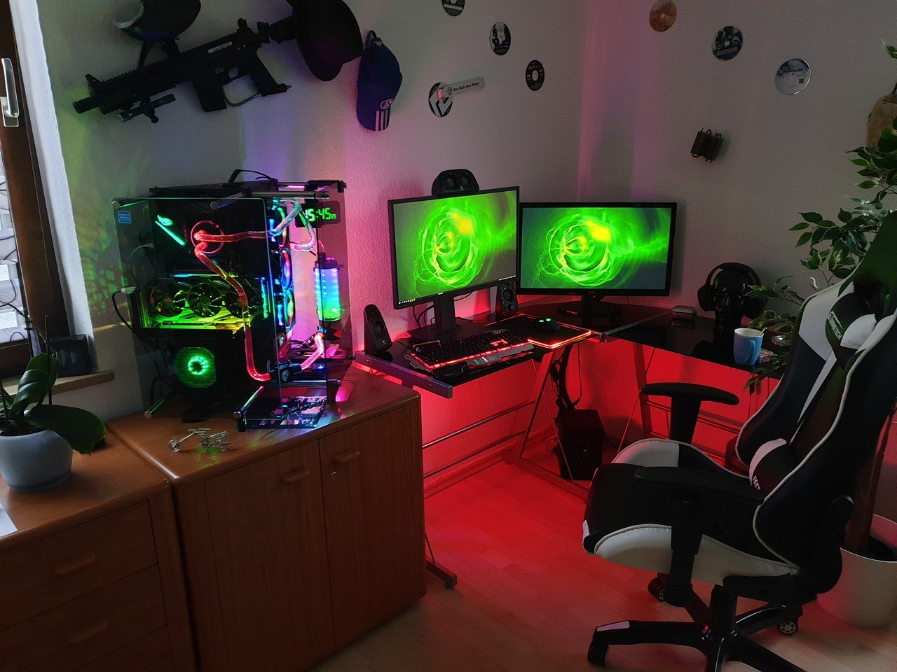 [14/12/2019] Update vom 15.12.2019: Schreibtisch von Nightworker74