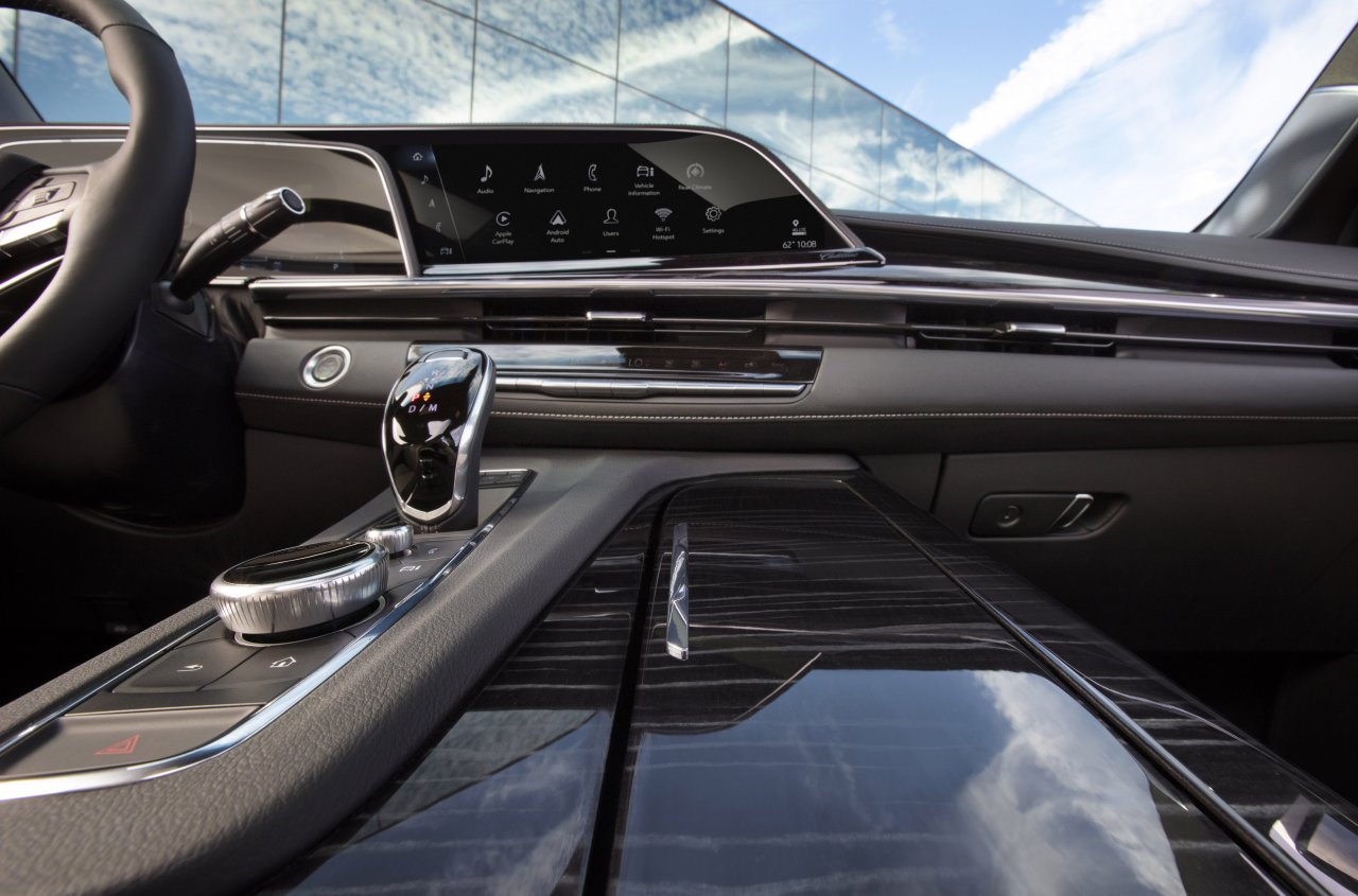 [07/02/2020] 2021 Cadillac Escalade Innenraum 6 