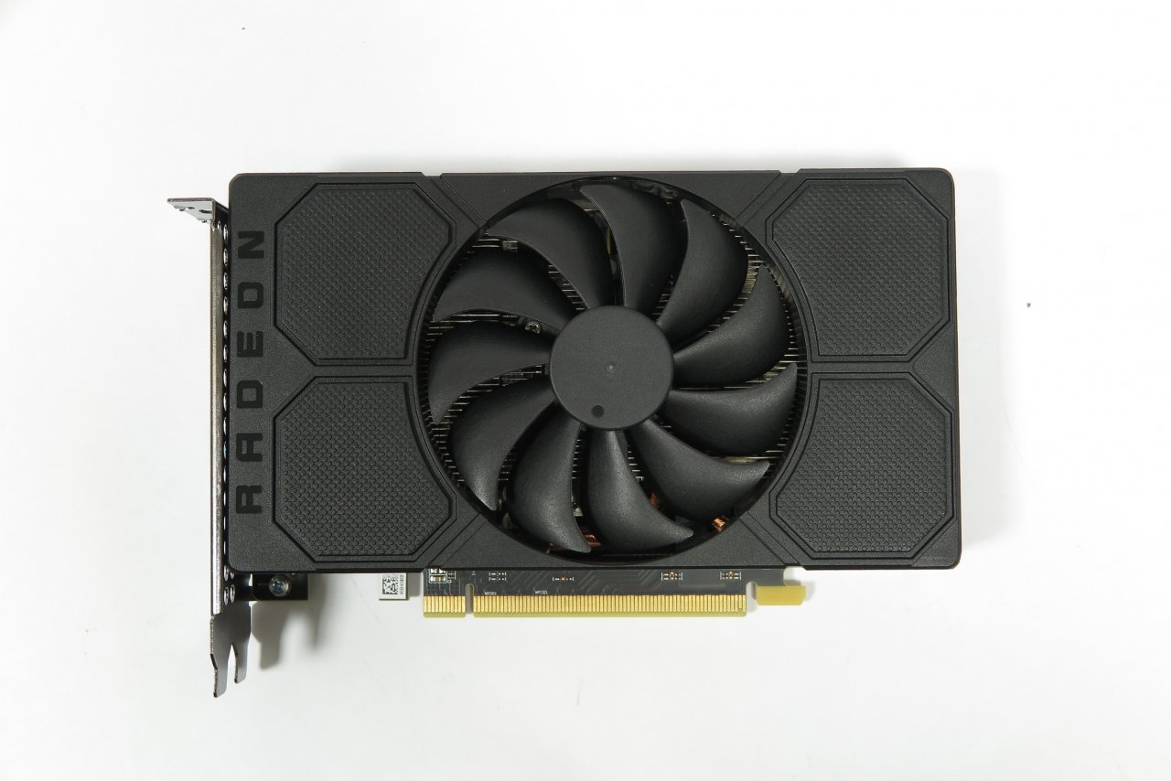 [12/02/2020] Radeon RX 5500 (OEM) im Test: Die perfekte Grafikkarte für Komplettrechner? (12)