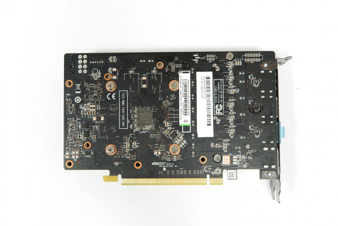[12/02/2020] Radeon RX 5500 (OEM) im Test: Die perfekte Grafikkarte für Komplettrechner? (13)