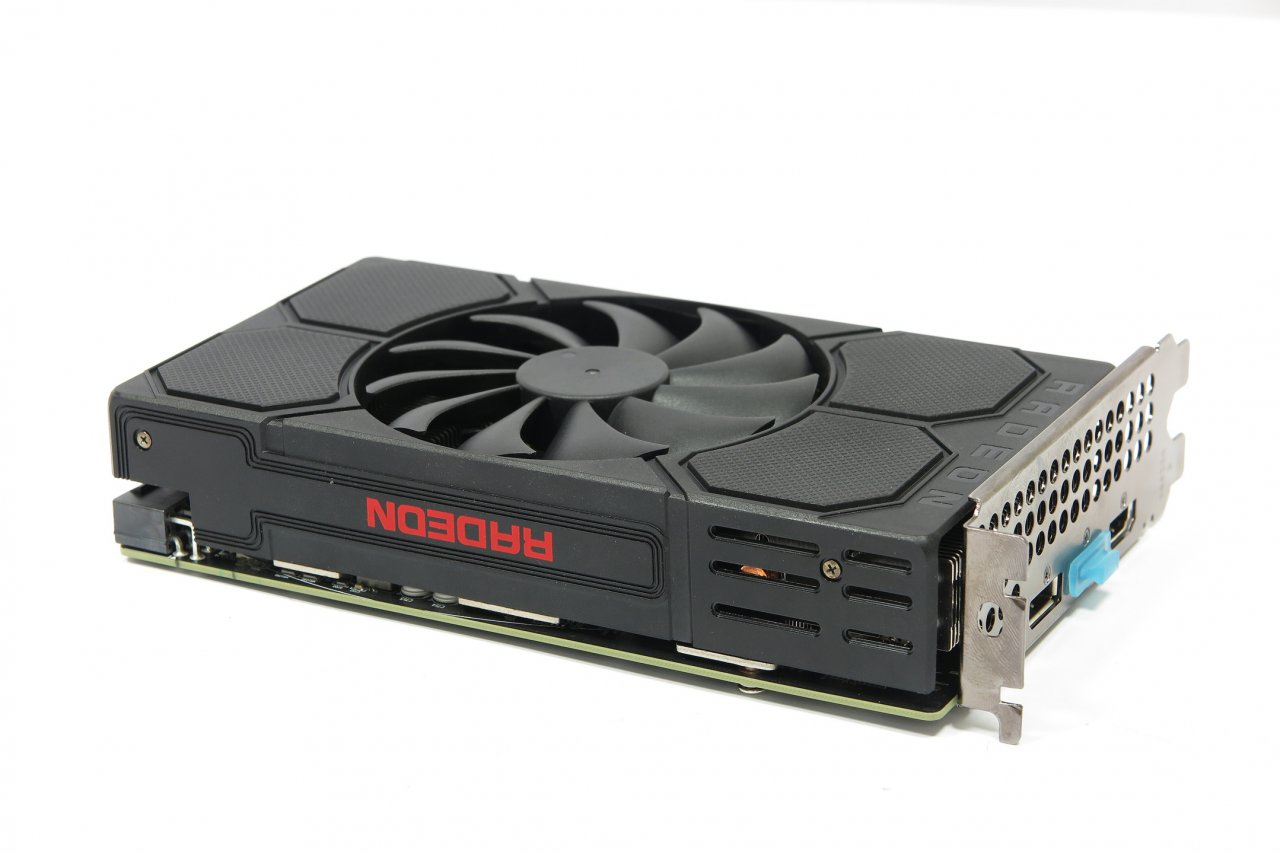 [12/02/2020] Radeon RX 5500 (OEM) im Test: Die perfekte Grafikkarte für Komplettrechner? (6)