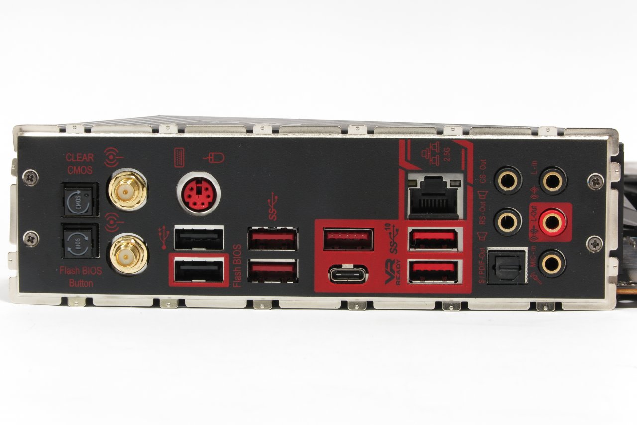[07/02/2020] MSI X570 Unify: I/O