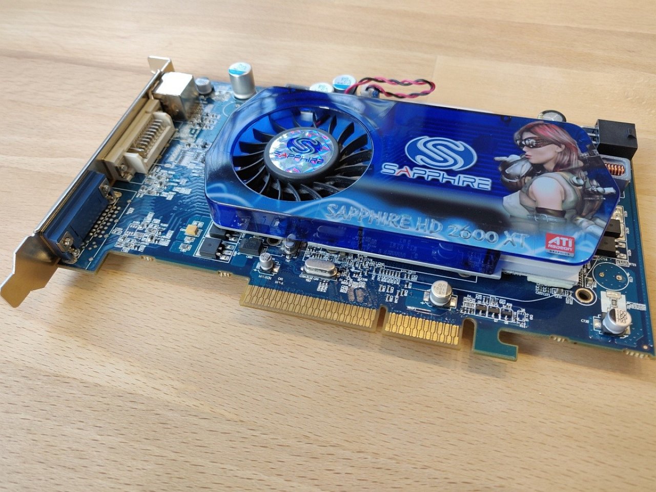 [21/02/2020] Update vom 22.02.2020: Grafikkarte von fisch@namenssuche (Sapphire ATI HD2600 XT, AGP, 256 MB GDDR3)