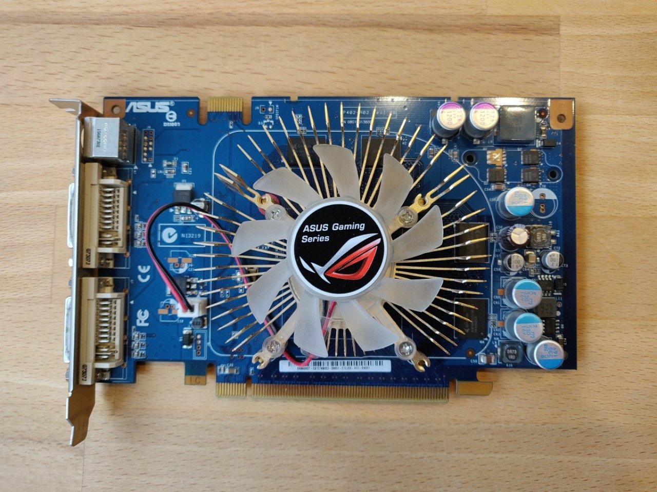[21/02/2020] Update vom 22.02.2020: Grafikkarte von fisch@namenssuche (Asus Nvidia 8600 GT, PCIe, 256 MB GDDR3)
