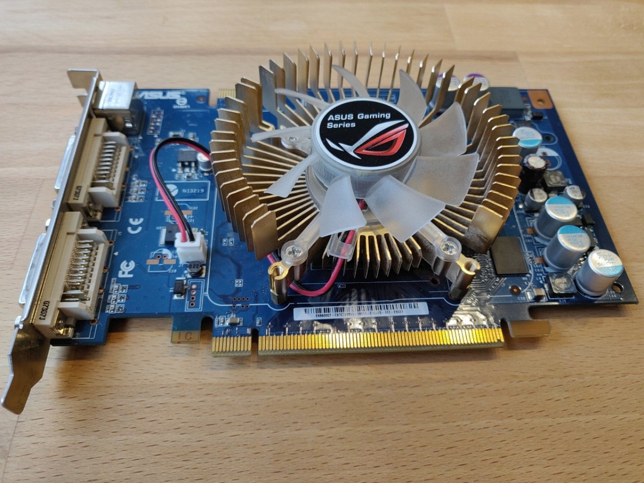 [21/02/2020] Update vom 22.02.2020: Grafikkarte von fisch@namenssuche (Asus Nvidia 8600 GT, PCIe, 256 MB GDDR3)