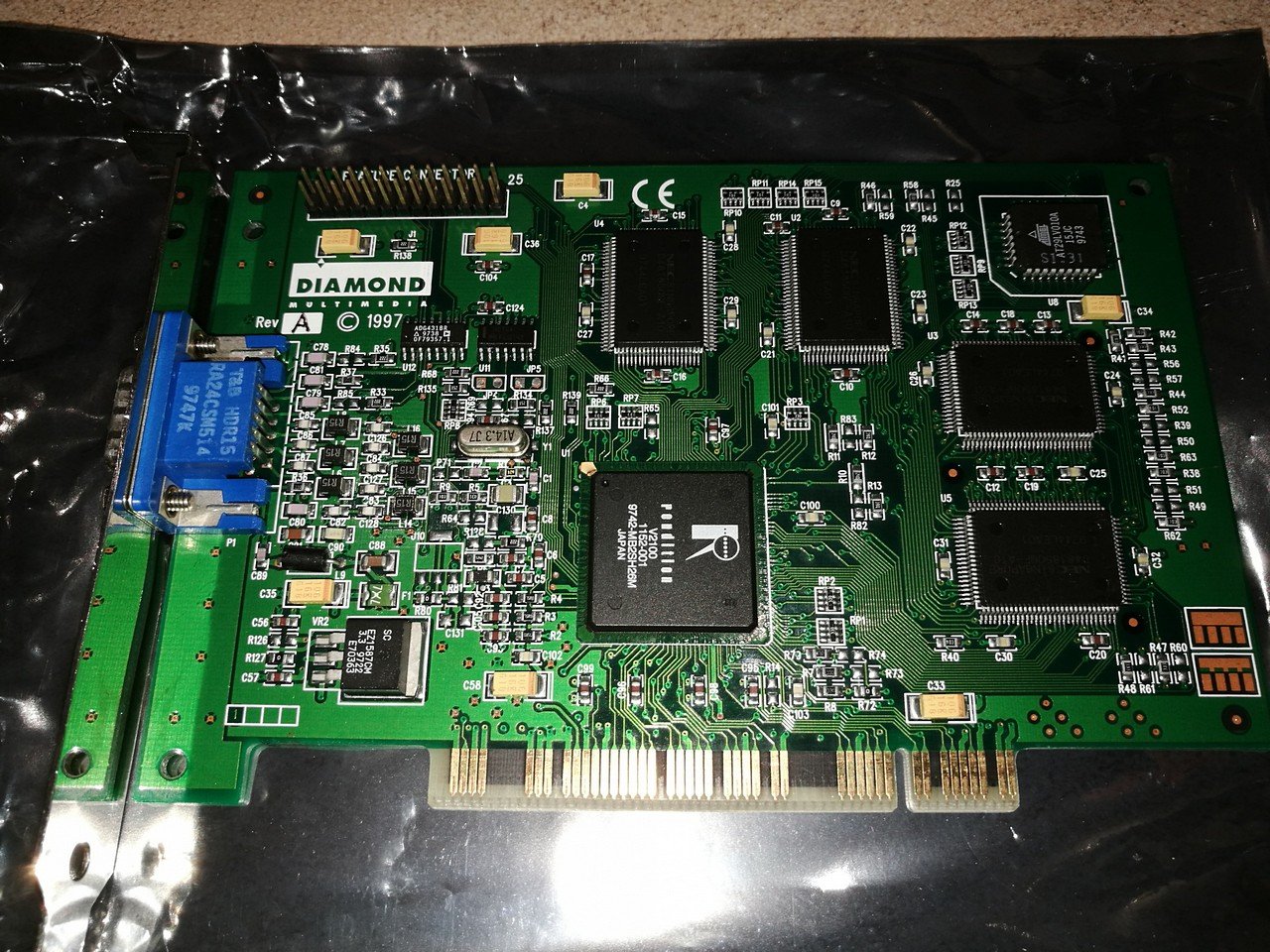 [21/02/2020] Update vom 22.02.2020: Grafikkarte von AMD-Freak1977 (Rendition Verite V2100)