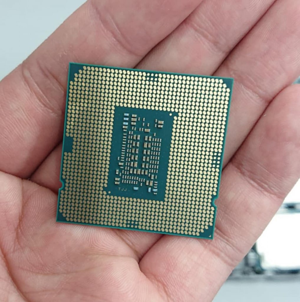 [09/03/2020] Comet Lake-S erst im Juni? Neues Bild zeigt Intel Core i5-10400 (1)
