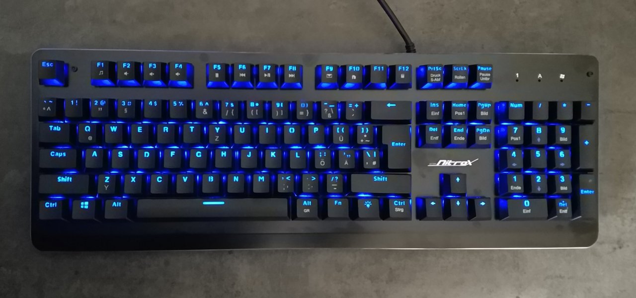 [01/03/2020] Tastatur beleuchtet