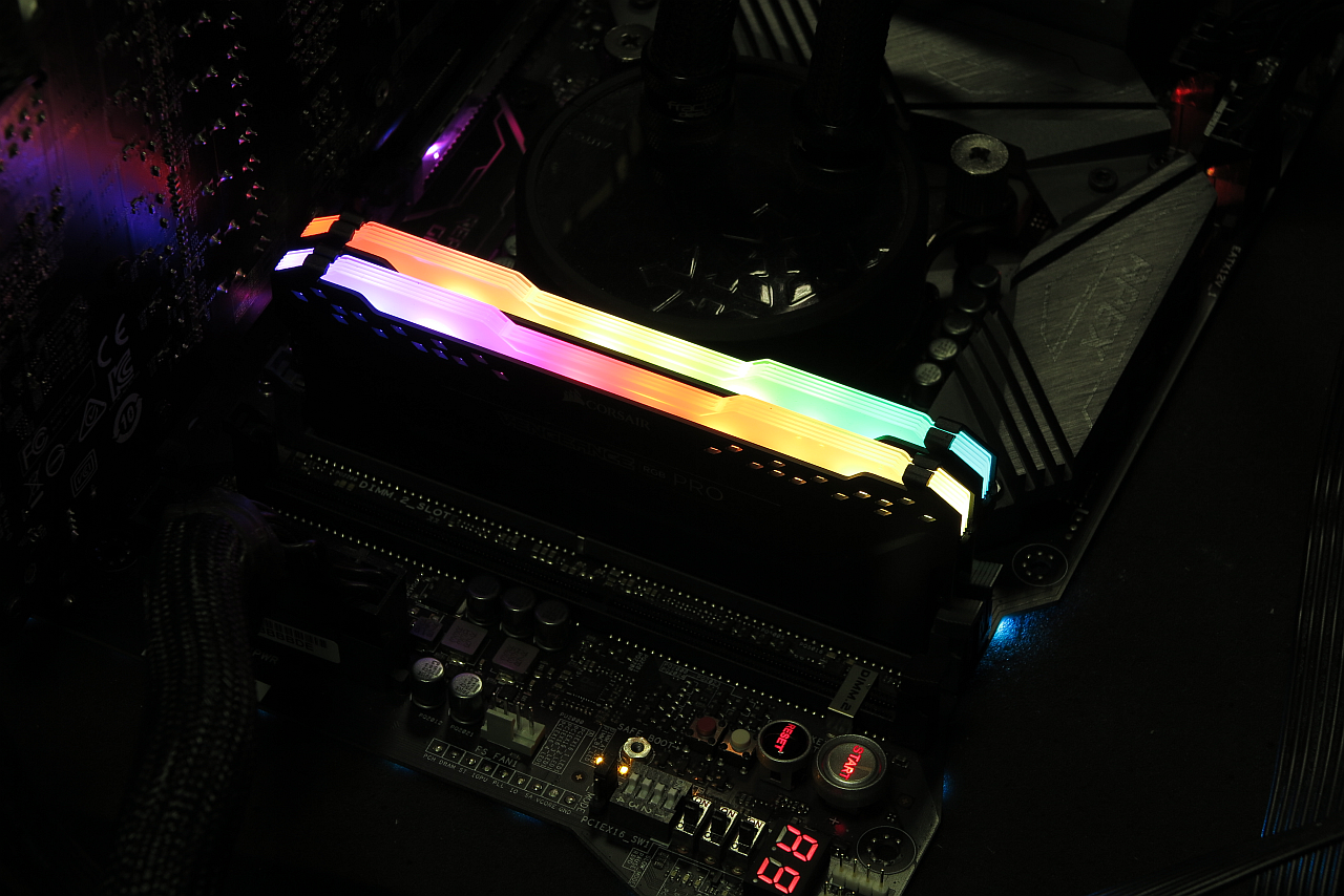 [06/03/2020] Corsair Vengeance RGB Pro CMW64GX4M2D3600C18