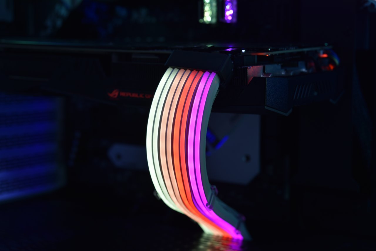 [03/03/2020] Lian Li Strimer Plus beleuchtetes Kabel Gen2 11 