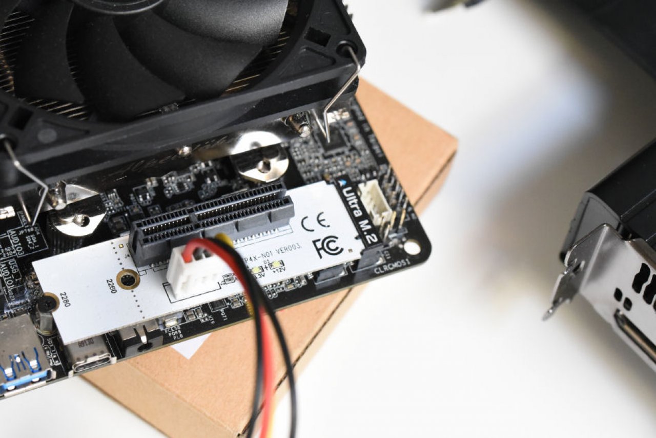 [09/03/2020] Alternative zum PCI-Express-Slot: Grafikkarte im M.2-Slot nutzen - PCGHX-Bericht (4)