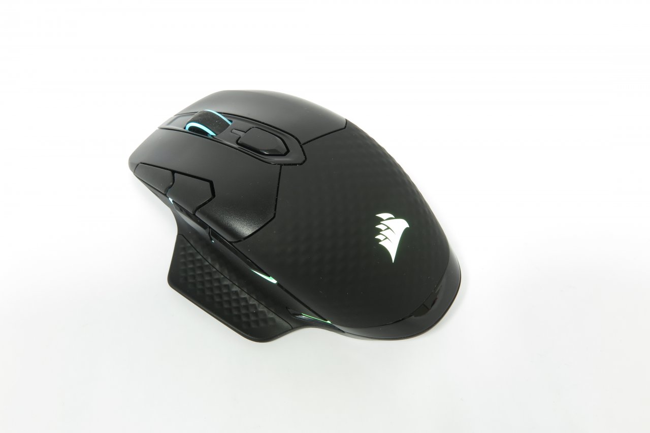 [07/04/2020] Corsair Dark Core RGB Pro SE im Test: Ist Corsairs neue, doppelt drahtlose Spielermaus ein Preis-Leistungs-Tipp? (3)