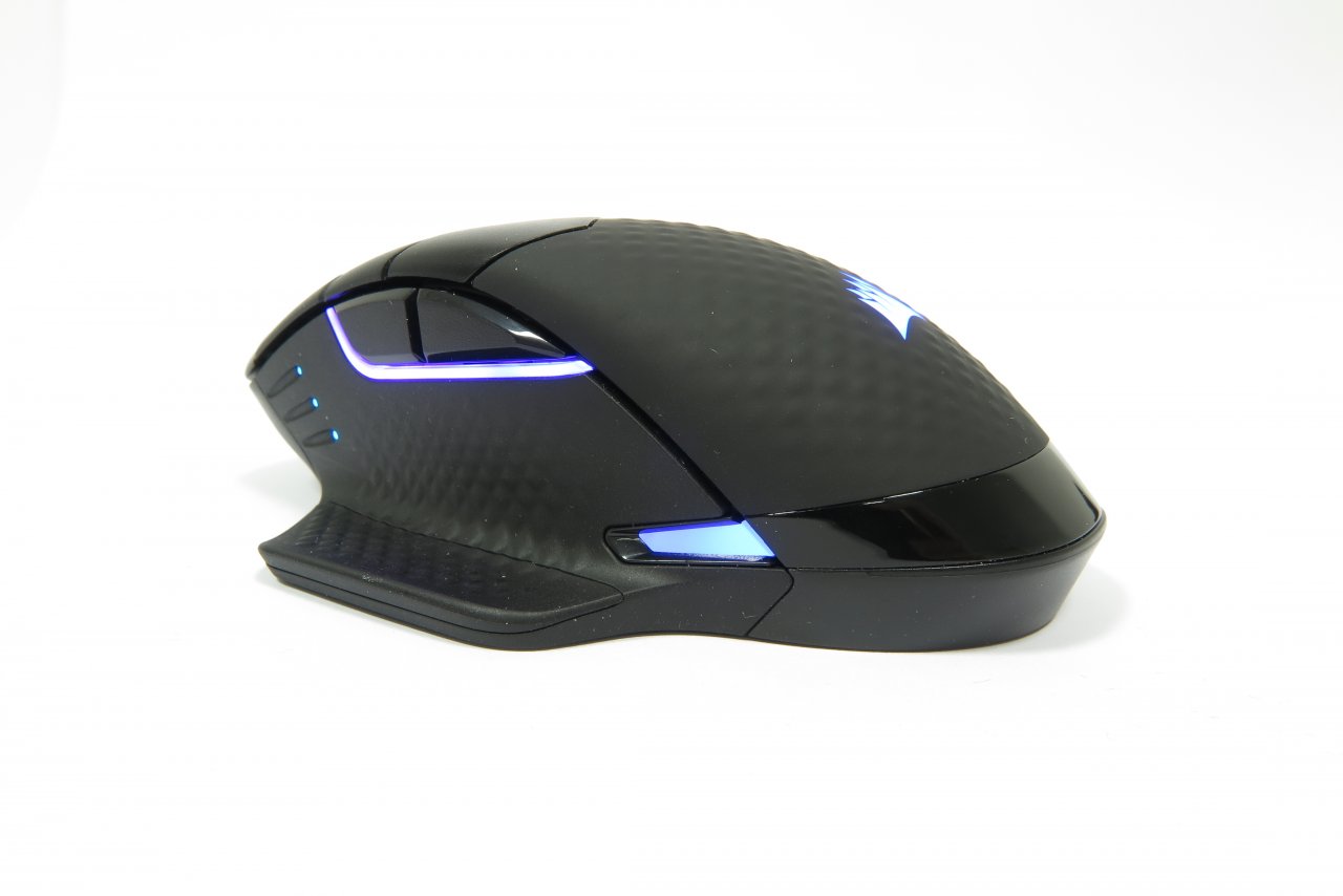[07/04/2020] Corsair Dark Core RGB Pro SE im Test: Ist Corsairs neue, doppelt drahtlose Spielermaus ein Preis-Leistungs-Tipp? (7)