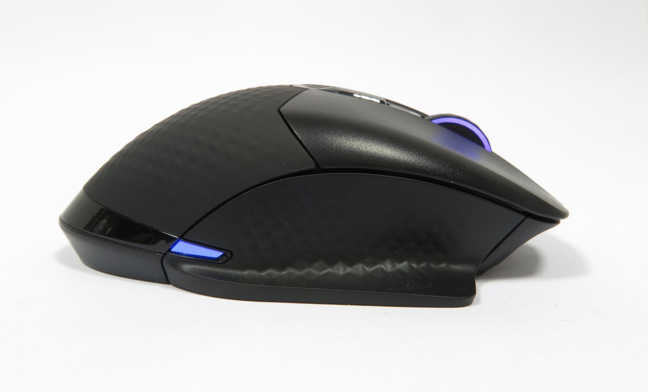 Corsair Dark Core RGB Pro SE im Test: Ist Corsairs neue, doppelt drahtlose Spielermaus ein Preis-Leistungs-Tipp? (10)