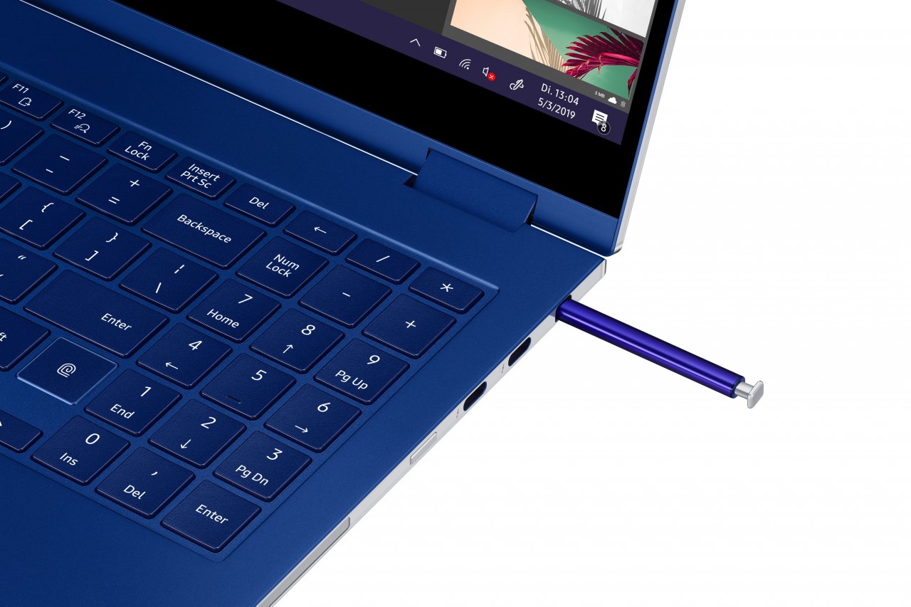 [29/05/2020] Samsung Galaxy Book Flex NP950QCG Royal Blue S Pen Detailansicht rgb
