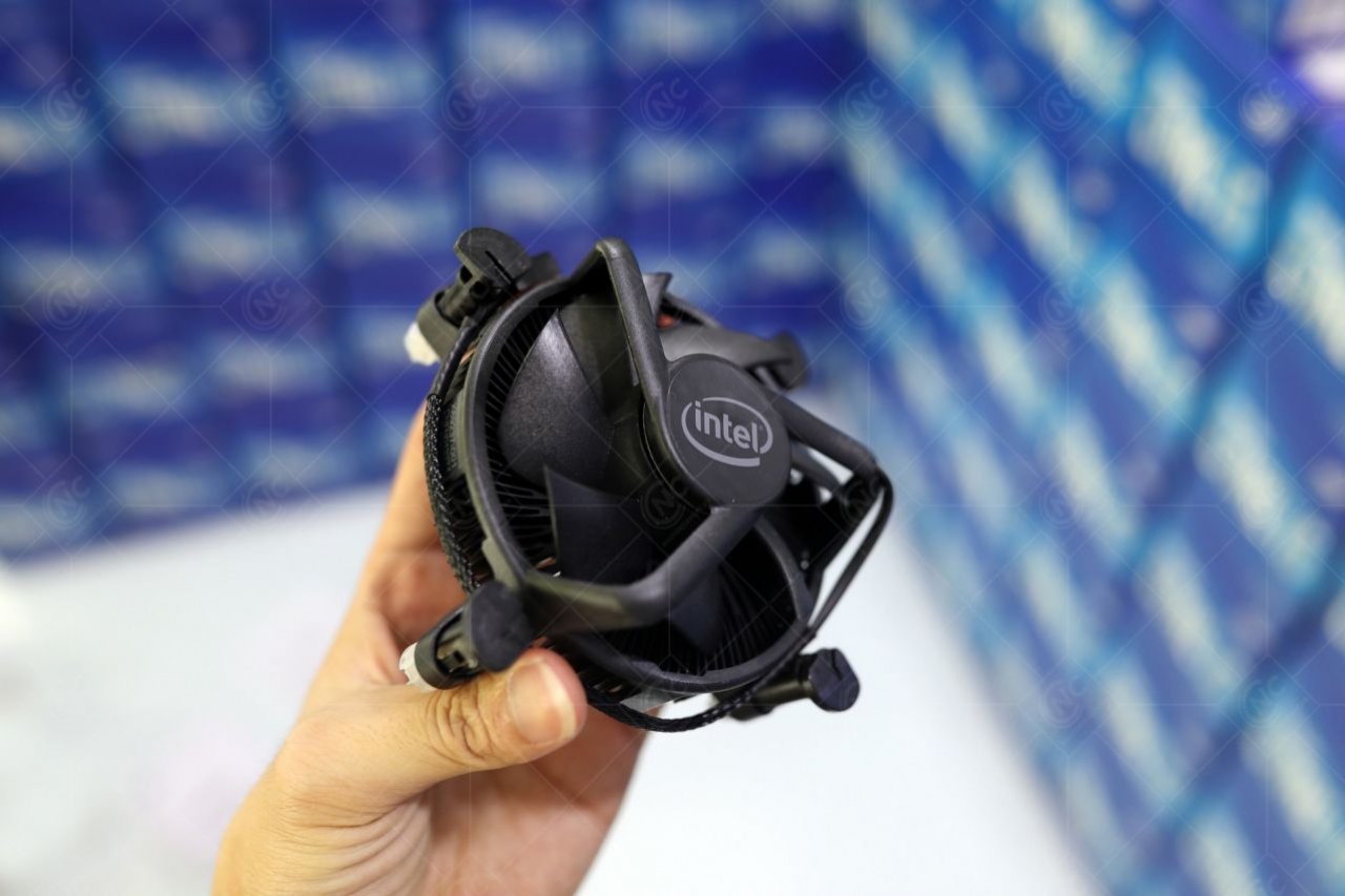 [28/05/2020] Comet Lake S: Intel mit neuen und aufgewerteten Standardkühlern (6)