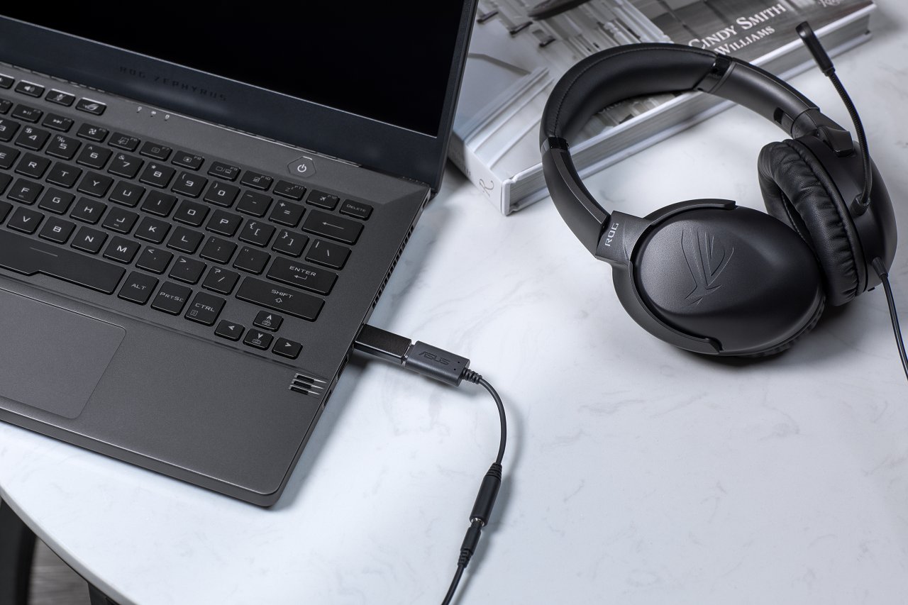 [19/06/2020] ASUS AI Noise Canceling Mic Adapter ROG Strix Go Core Scenario 2
