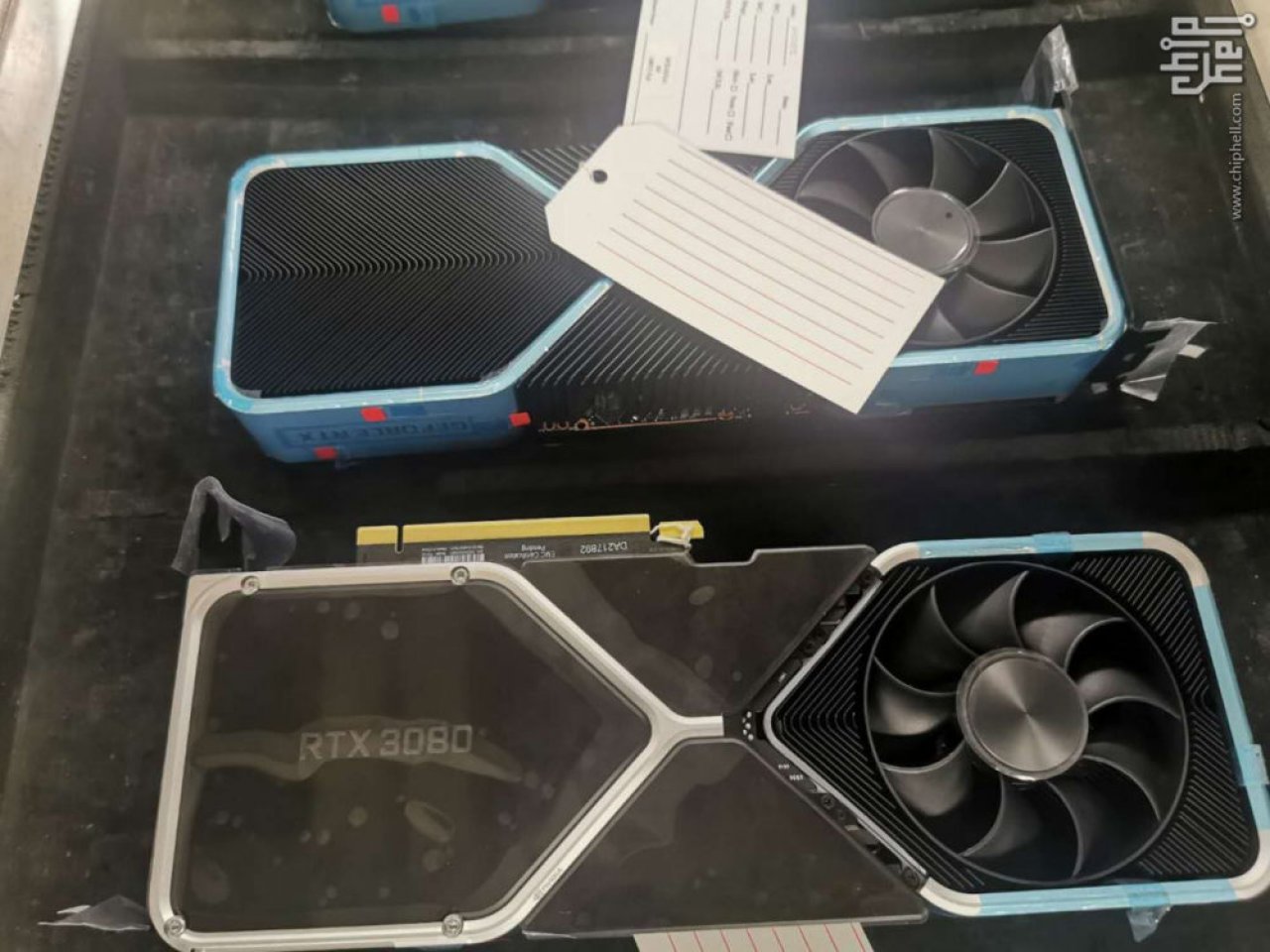 [06/06/2020] Nvidia Ampere: Angeblicher Bilder einer RTX 3080 machen die Runde (1)