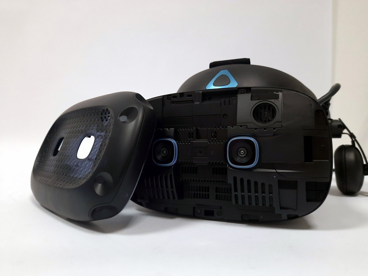 [08/07/2020] Wo steht eigemntlich VR? - Vive Cosmos mit auswechselbaren Faceplates