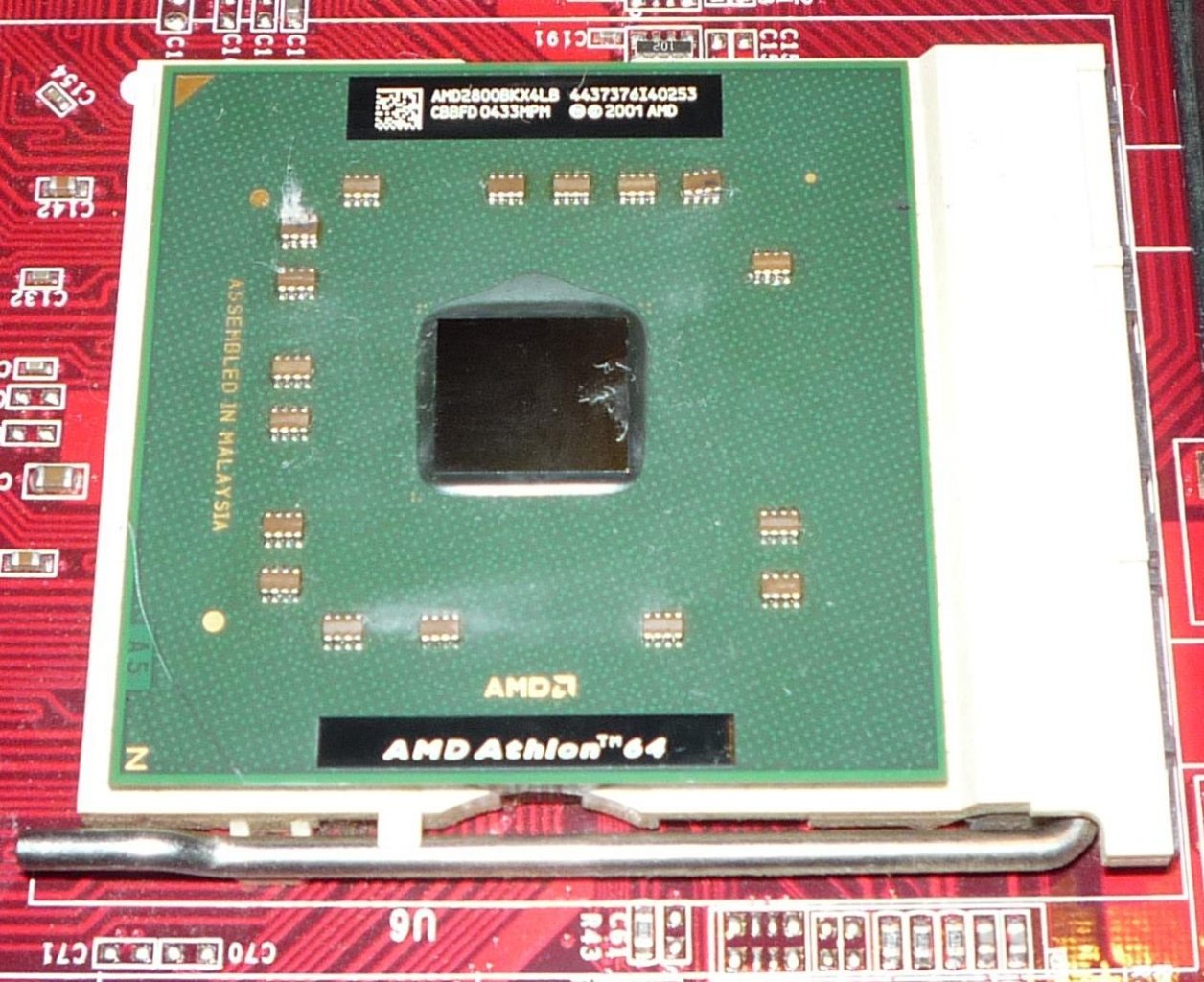 [24/07/2020] Update vom 26.07.2020: AMD Mobile Athlon 64 2800+ von Sje - Dieses Mal zeigt z. B. Sje einen AMD Mobile Athlon 2800+. Die im 90-nm-Verfahren gefertige CPU bietet einen 1.800 MHz schnellen Kern und ist ein Mobilprozessor für den Sockel 754. Die TDP beträgt 35 Watt.