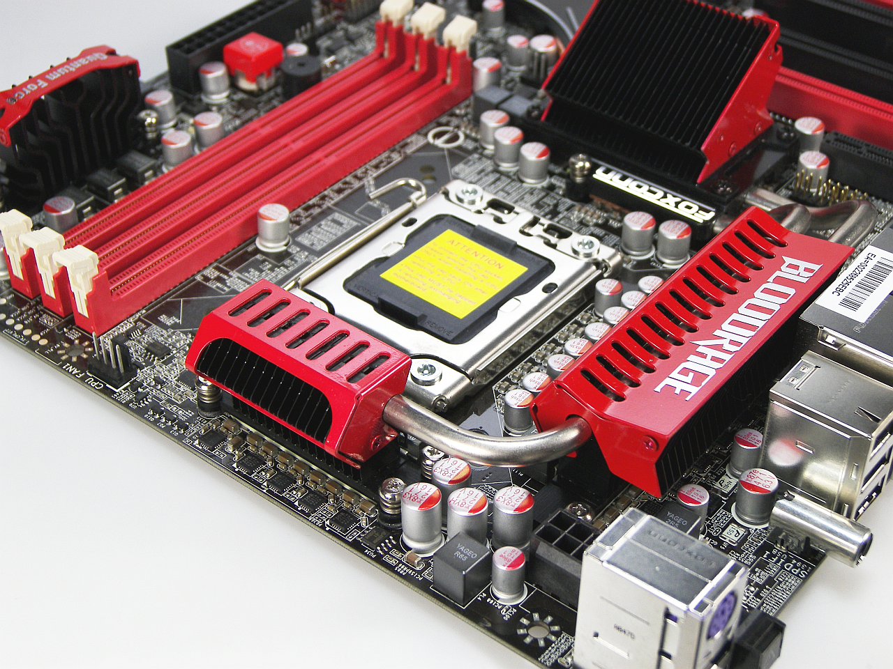 [06/08/2020] Update vom 09.08.2020: Foxconn Bloodrage von PCGH_Stephan