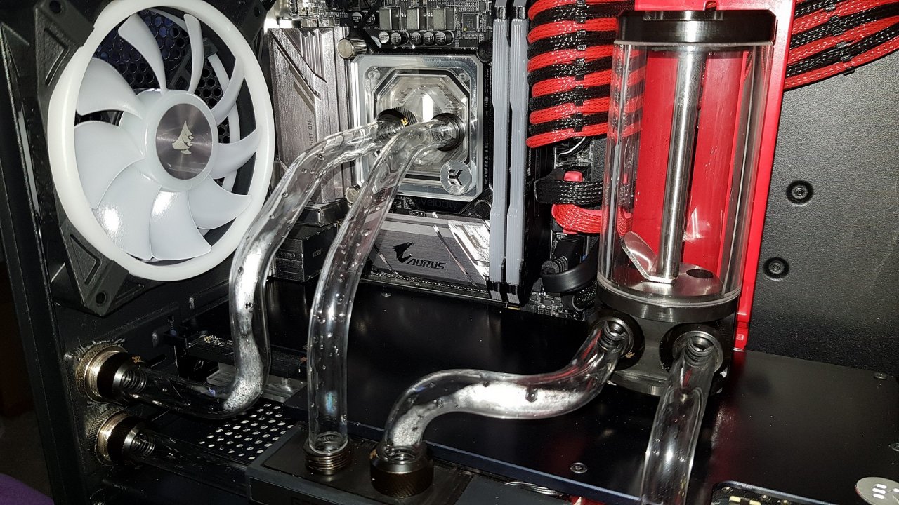 [14/08/2020] Casemod-Tagebuch: Mini-ITX-Wakü-PC mit Hardtubes ausgestattet (18)