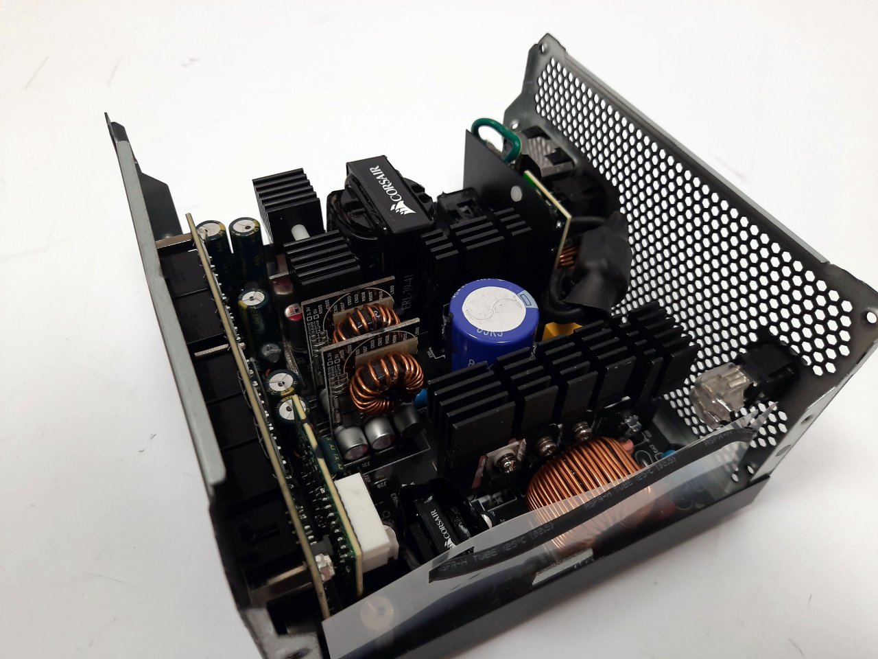 [30/09/2020] Corsair CX650F im Test -&nbsp; Innenleben