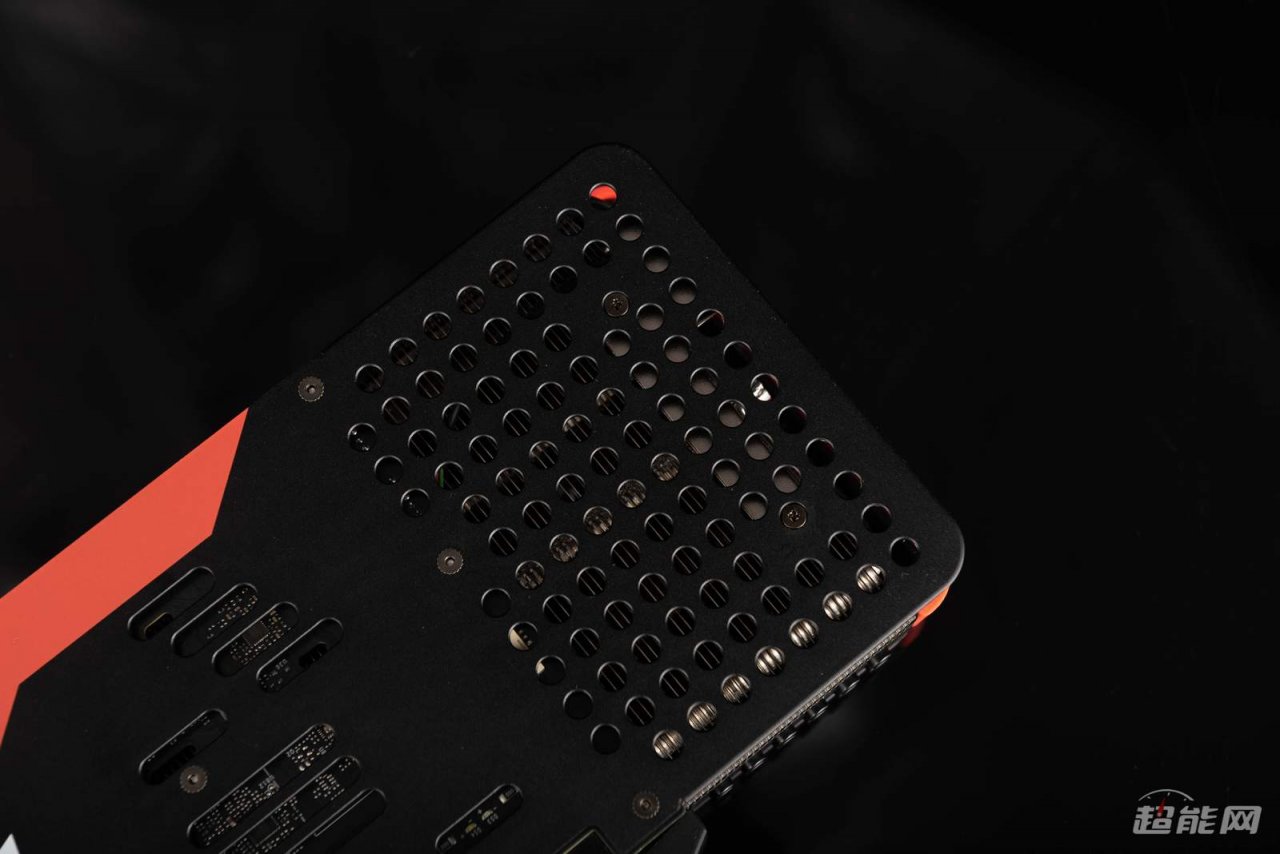 [22/09/2020] Galax Geforce RTX 3090 Gamer: Custom-Modell mit Lego-Optik (8)
